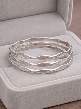 Taxco 925 Sterling Silver Ring Triple Band with Wavy Design sizes 5-9 handmade